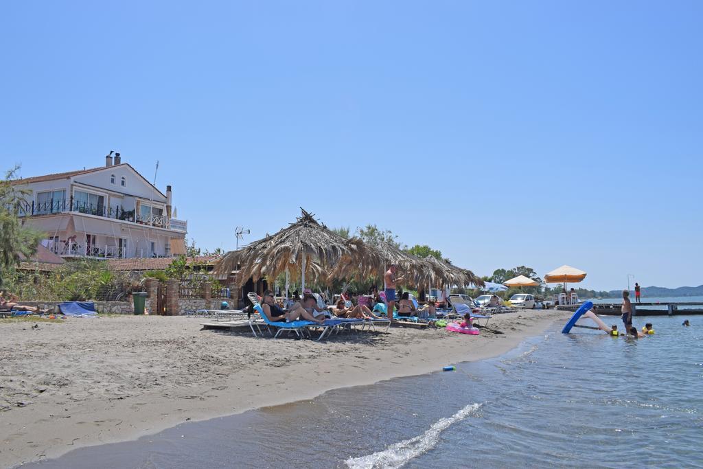 Petrakis Beach Lefkimmi  Exterior foto